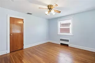 54 Winthrop St, East Providence, RI 02915 - Photo 24