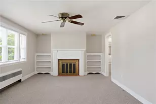 54 Winthrop St, East Providence, RI 02915 - Photo 10