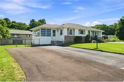 25 South Brookside Avenue, North Providence, RI 02911 - Photo 2