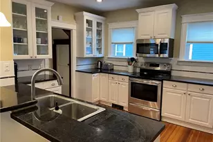 35 Annandale Rd, Newport, RI 02840 - Photo 1