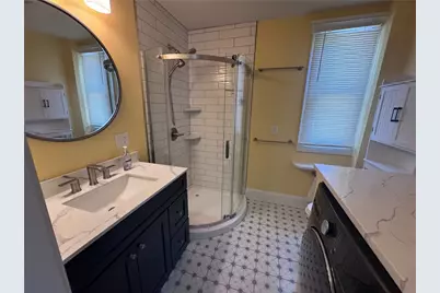 35 Elm Street #B, Newport, RI 02840 - Photo 18