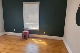 35 Elm St, Newport, RI 02840 - Photo 14
