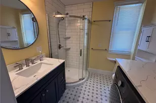 35 Elm St, Newport, RI 02840 - Photo 18