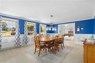 27 Oceanview Dr, Middletown, RI 02842 - Photo 4