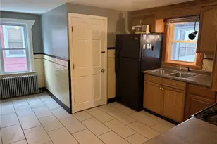 610 Killingly St, Johnston, RI 02919 - Photo 4