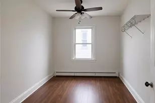 74 Sutton St, Providence, RI 02903 - Photo 10
