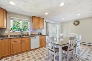 65 Thelma Ave, North Providence, RI 02904 - Photo 4