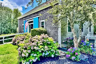 47 Peckham Rd, Little Compton, RI 02837 - Photo 1