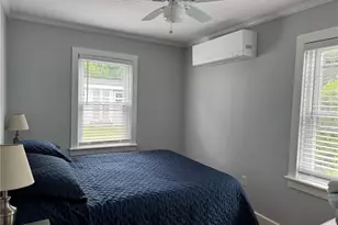 53 Center Ave, Middletown, RI 02842 - Photo 26