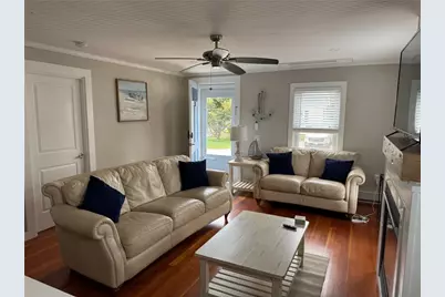 53 Center Avenue, Middletown, RI 02842 - Photo 4