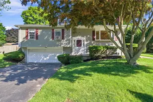 31 Monica Dr, Cumberland, RI 02864 - Photo 1