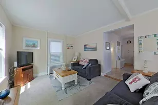 36 Dixon St, Newport, RI 02840 - Photo 16