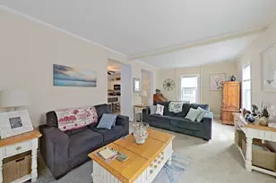 36 Dixon St, Newport, RI 02840 - Photo 12