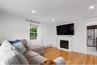 88 Locust Avenue, North Providence, RI 02911 - Photo 12