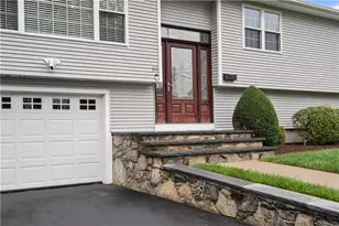 88 Locust Ave, North Providence, RI 02911 - Photo 4