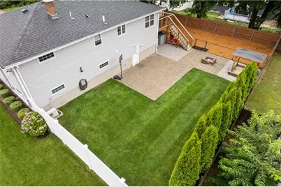 88 Locust Avenue, North Providence, RI 02911 - Photo 34