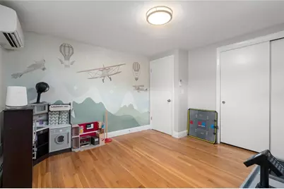88 Locust Avenue, North Providence, RI 02911 - Photo 24