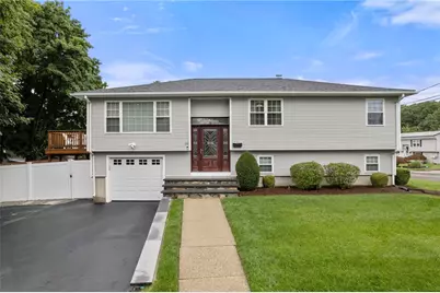 88 Locust Avenue, North Providence, RI 02911 - Photo 1