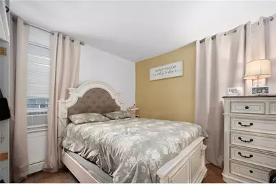141 Burnett Street, Providence, RI 02907 - Photo 12