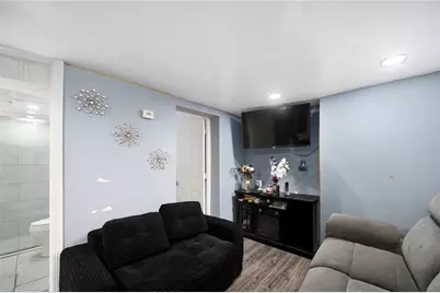 141 Burnett Street, Providence, RI 02907 - Photo 4