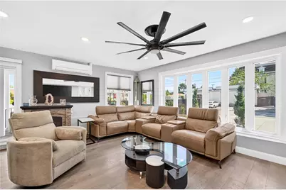 318 Farmington Avenue, Cranston, RI 02920 - Photo 26