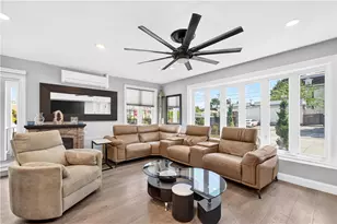 318 Farmington Ave, Cranston, RI 02920 - Photo 26