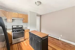 362 Weeden St, Pawtucket, RI 02860 - Photo 12