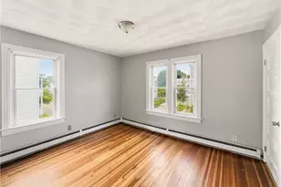 362 Weeden St, Pawtucket, RI 02860 - Photo 16