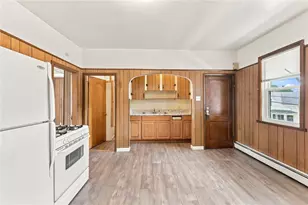 9 Octavia St, Providence, RI 02909 - Photo 18