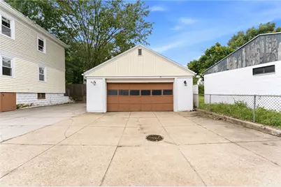 9 Octavia Street, Providence, RI 02909 - Photo 32