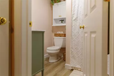 114 Girard Avenue #6, Newport, RI 02840 - Photo 28