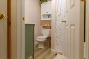 114 Girard Ave, Newport, RI 02840 - Photo 28
