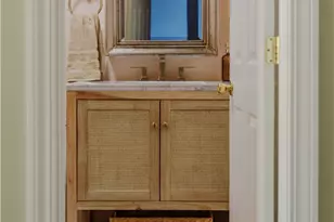 114 Girard Ave, Newport, RI 02840 - Photo 6