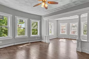 8 Humes St, Pawtucket, RI 02860 - Photo 4