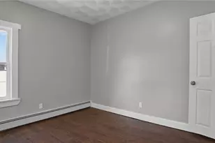8 Humes St, Pawtucket, RI 02860 - Photo 14