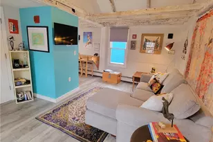 10 Collins St, Newport, RI 02840 - Photo 12