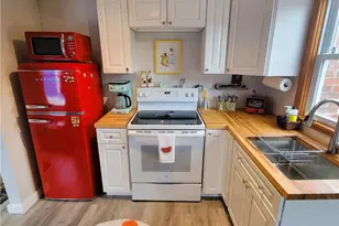 10 Collins St, Newport, RI 02840 - Photo 4