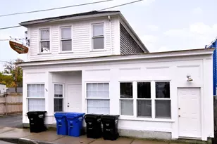 10 Collins St, Newport, RI 02840 - Photo 20