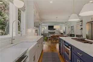 7 Blount Cir, Barrington, RI 02806 - Photo 8