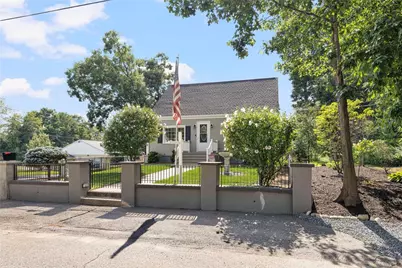 89 Louise Street, Woonsocket, RI 02895 - Photo 6