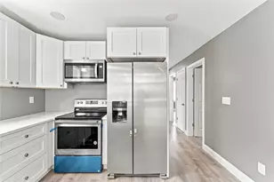 139 Benedict St, Providence, RI 02909 - Photo 20
