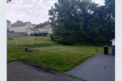 15 Spruce Street, Lincoln, RI 02838 - Photo 2