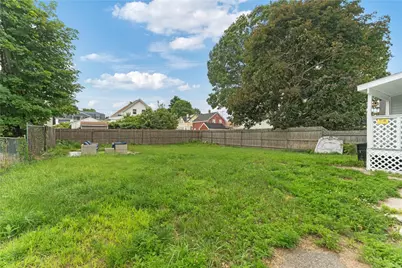179 Woodward Avenue, East Providence, RI 02914 - Photo 24