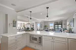 423 Hope St, Bristol, RI 02809 - Photo 2