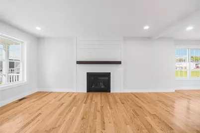 200 St Louis Avenue, Woonsocket, RI 02895 - Photo 2
