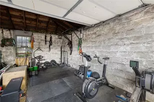 843 Hope St, Providence, RI 02906 - Photo 28