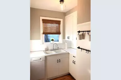73 Overhill Road, Providence, RI 02906 - Photo 4