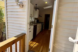 112 4th St, Providence, RI 02906 - Photo 16
