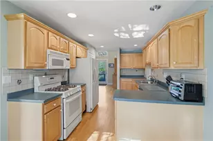 22 Channel View, Warwick, RI 02889 - Photo 6
