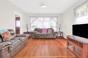 94 5th St, East Providence, RI 02914 - Photo 4